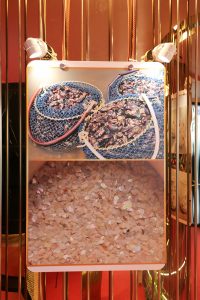 25690117-exhibition-019