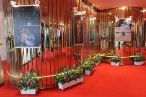 25690117-exhibition-024