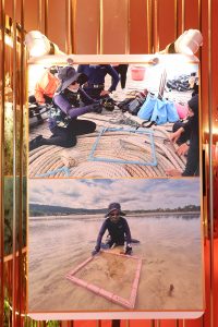 25690117-exhibition-044