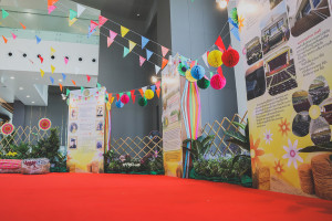 25661216-exhibition-031