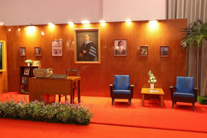 25651007-exhibition-0016        