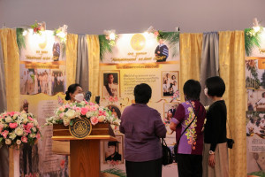 25651011-exhibition-0028     