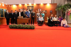 25651011-exhibition-0061        