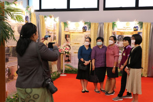 25651011-exhibition-0073              