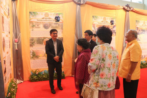 25661011-exhibition-003       