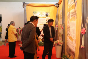 25661011-exhibition-007       