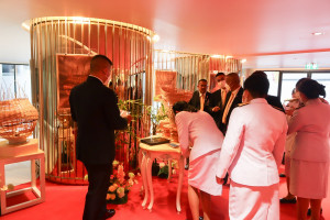 25670112-exhibition-004