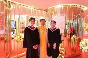 25670112-exhibition-006