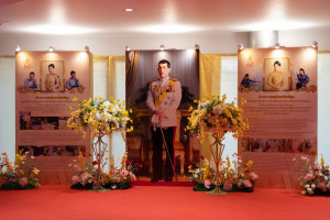 25670112-exhibition-008